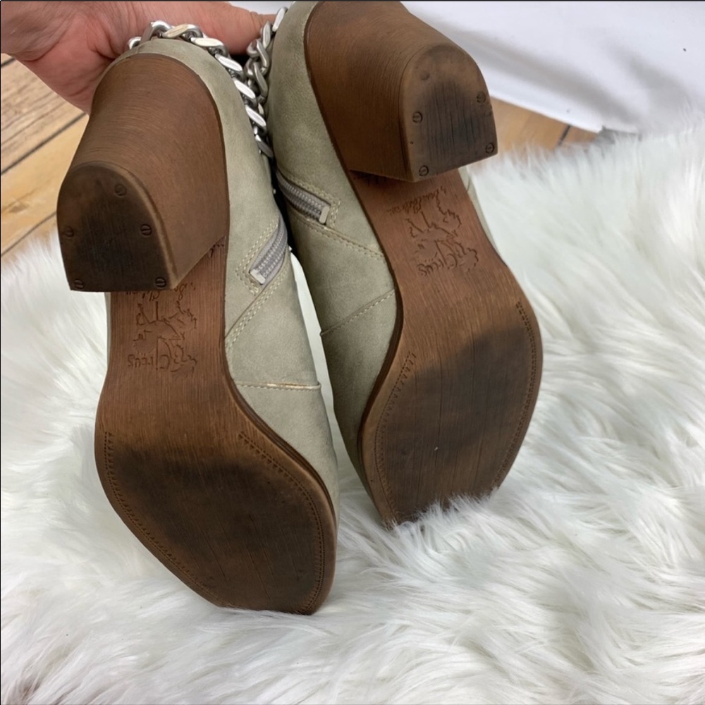 Sam Edelman booties - Picture 5 of 6